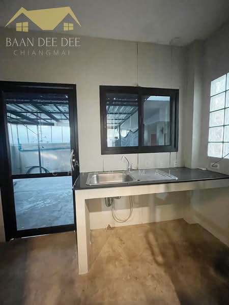 A house for rent near Maya, Chiang Mai Rental Price: 45,000 THB / month Property ID: No.1H429, Chiang Mai, Chang Phuak, Muang Chiang Mai, Chiang Mai, 5 Bedrooms, 200 sqm, Single Detached House For Rent, by Baandeedee Chiangmai, 500370542 - DDproperty.com