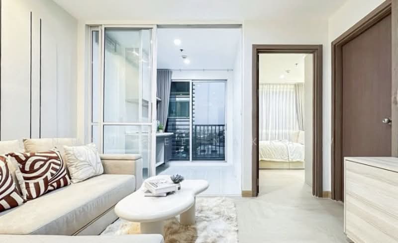 The Base Sukhumvit 77, Bangkok, 289 Sukhumvit 77 Road, Phra Kanong Nua, Watthana, Bangkok, 1 Bedroom, 28 sqm, Condo For Rent, by Nutnaree Nakkaew, 500370551 - DDproperty.com