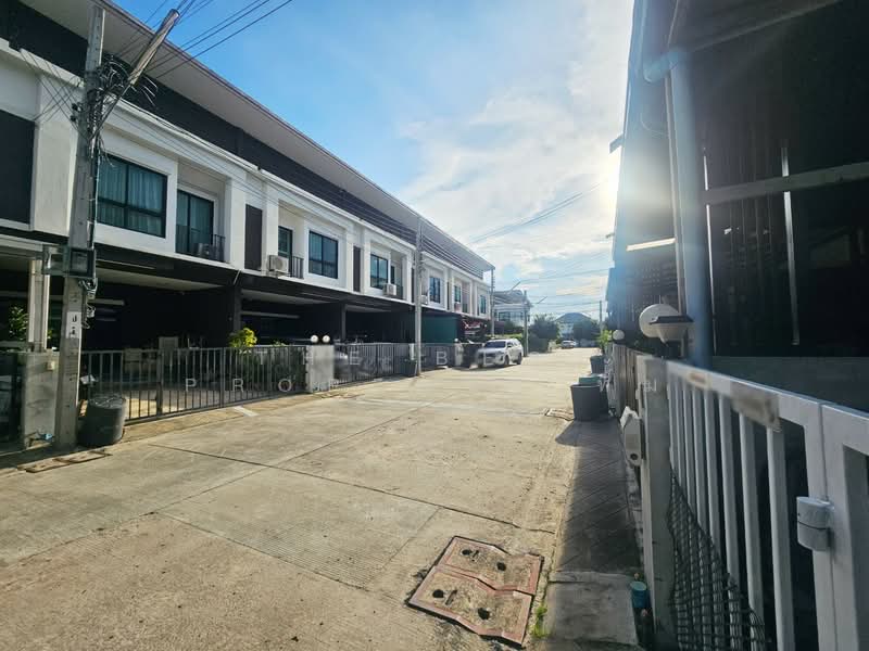 ธัญดาพลัส วงแหวนฯ-เทพารักษ์ (Thanda Plus Wongwaen-Theparak), Samut Prakan, Bangphli Yai, Bang Plee, Samut Prakan, 3 Bedrooms, 100 sqm, Townhouse For Sale, by The Best Property ทิ้ม, 500370559 - DDproperty.com