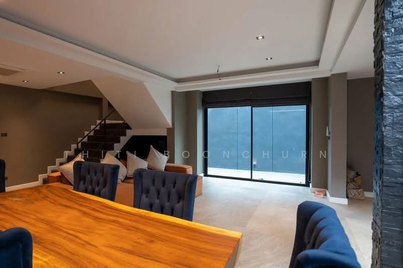 Home Office, Pool Villa, Near MRT Chokchai 4, Bangkok, Lat Phrao, Bangkok, , 280 sqm, Office Space For Rent, by Thiti Boonchurn, 500370638 - DDproperty.com
