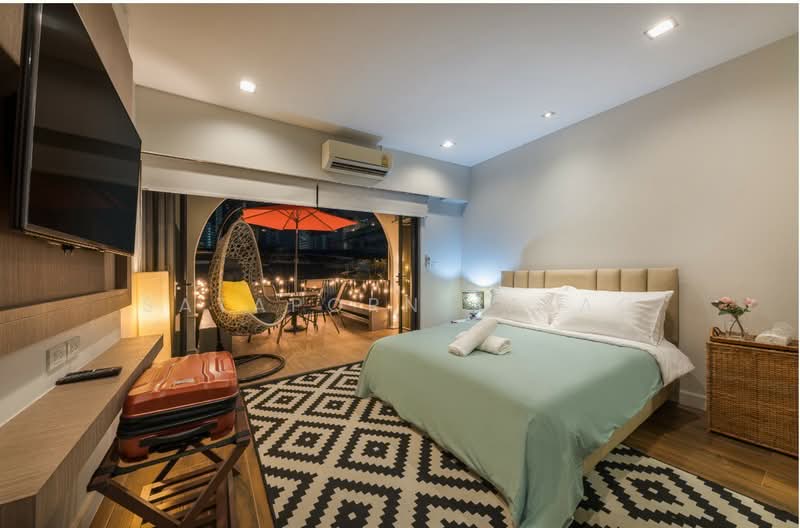 3-BR Townhouse, Bangkok, Khlong Tan Nua, Watthana, Bangkok, 3 Bedrooms, 240 sqm, Townhouse For Rent, by Sataporn Jalao, 500370640 - DDproperty.com