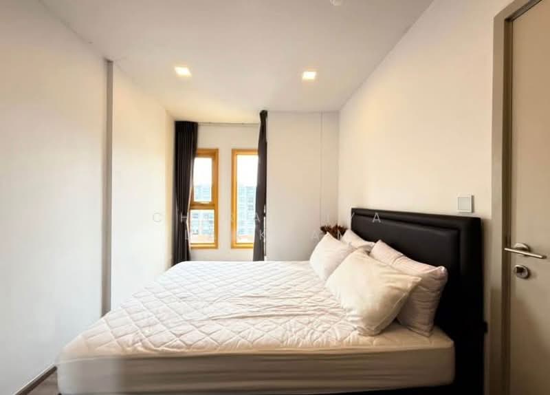 The Base Sukhumvit 50, Bangkok, Soi Roem Charoen 1, Sukhumvit 50 Road, Phra Kanong, Khlong Toei, Bangkok, 1 Bedroom, 32 sqm, Condo For Rent, by Chirattiya Lakkham, 500370642 - DDproperty.com