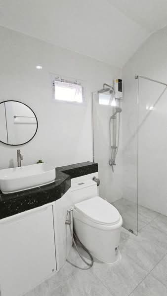 A house for rent near HomePro Sansai,Chiang Mai Rental Price: 29,000THB/month Property ID: No.5H445, Chiang Mai, Nong Chom, San Sai, Chiang Mai, 3 Bedrooms, 200 sqm, Single Detached House For Rent, by Baandeedee Chiangmai, 500370647 - DDproperty.com