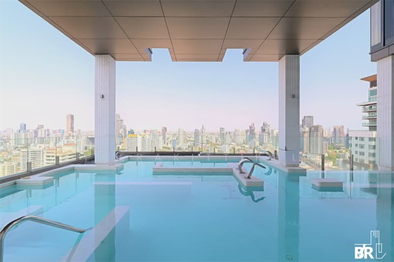Vittorio 39, Bangkok, 8 Sukhumvit, Khlong Tan Nua, Watthana, Bangkok, 2 Bedrooms, 142 sqm, Condo For Rent, by Nicha Peerakittikul, 500370651 - DDproperty.com