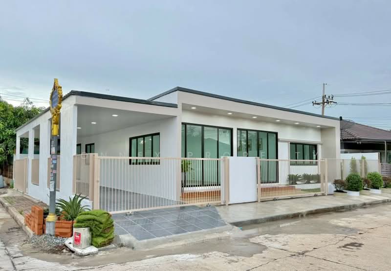 Baan Phrueksa 3 Bang Bua Thong, Nonthaburi, Soi Moobaan Phrueksa 3, Bang Khu Rat, Bang Bua Thong, Nonthaburi, 4 Bedrooms, 180 sqm, Single Detached House For Sale, by Connex Property, 500370657 - DDproperty.com