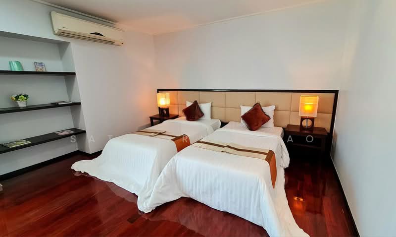 Piyathip Place, Bangkok, 24 Soi Prommitr, Khlong Tan Nua, Watthana, Bangkok, 2 Bedrooms, 173 sqm, Apartment For Rent, by Sataporn Jalao, 500370675 - DDproperty.com