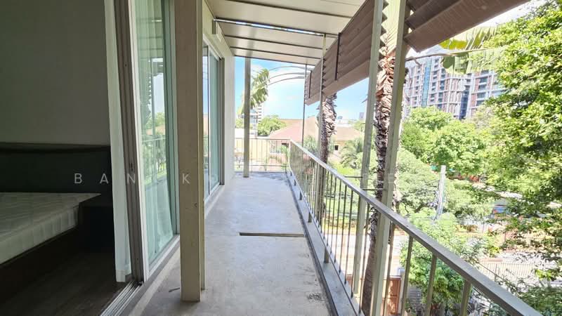 Baan Rom Yen Ekkamai 2, Bangkok, 9 Ekkamai 2 Alley, Lane 1, Phra Kanong Nua, Watthana, Bangkok, 3 Bedrooms, 220 sqm, Condo For Rent, by BANGKOK PROPERTY AGENTS, 500370679 - DDproperty.com