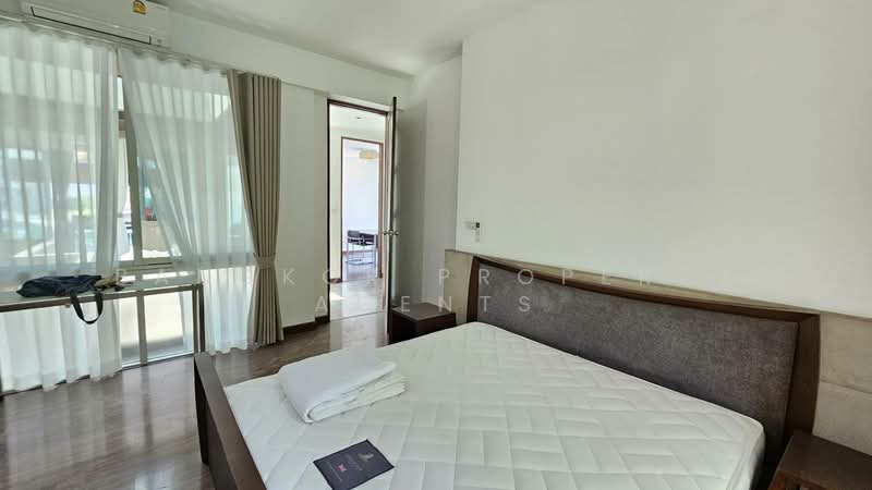 Baan Rom Yen Ekkamai 2, Bangkok, 9 Ekkamai 2 Alley, Lane 1, Phra Kanong Nua, Watthana, Bangkok, 3 Bedrooms, 220 sqm, Condo For Rent, by BANGKOK PROPERTY AGENTS, 500370679 - DDproperty.com