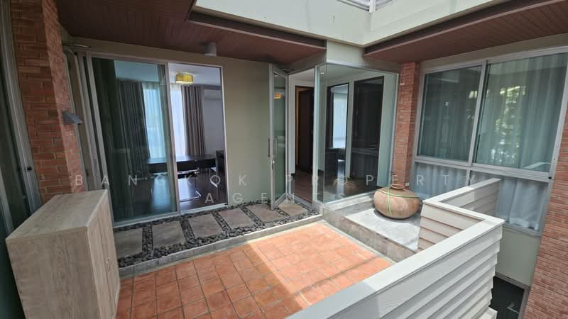 Baan Rom Yen Ekkamai 2, Bangkok, 9 Ekkamai 2 Alley, Lane 1, Phra Kanong Nua, Watthana, Bangkok, 3 Bedrooms, 220 sqm, Condo For Rent, by BANGKOK PROPERTY AGENTS, 500370679 - DDproperty.com