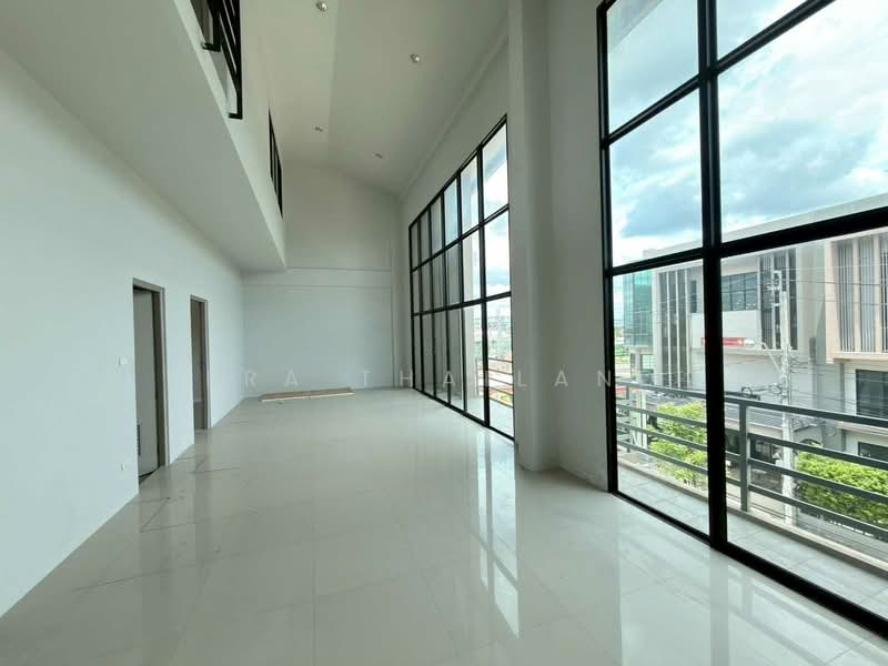 Wayra Biznet Romklao-Suvarnabhumi, Bangkok, 18-1 Romklao Road, Khlong Sam Prawet, Lat Krabang, Bangkok, 4 Bedrooms, 522 sqm, Townhouse For Sale, by ERA Thailand, 500370695 - DDproperty.com