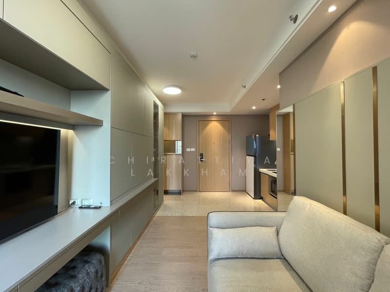 Regal Sathon-Naradhiwas, Bangkok, Naradhiwas Rajanagarindra Road, Thung Maha Mek, Sathon, Bangkok, 1 Bedroom, 32 sqm, Condo For Rent, by Chirattiya Lakkham, 500370727 - DDproperty.com