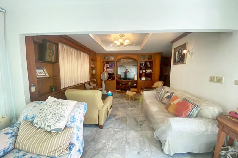 ซอยเสรีไทย 25, Bangkok, ถนนเสรีไทย, Khlong Chan, Bang Kapi, Bangkok, 4 Bedrooms, 200 sqm, Single Detached House For Sale, by คุณเก้า, 500370739 - DDproperty.com