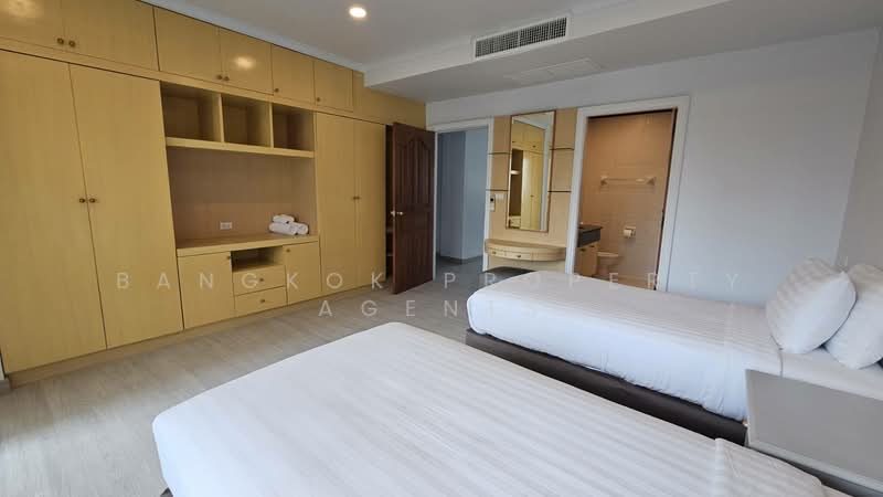Chaidee Mansion, Bangkok, 75-7 Soi Sukhumvit 11, Khlongtoei Nua, Watthana, Bangkok, 3 Bedrooms, 270 sqm, Condo For Rent, by BANGKOK PROPERTY AGENTS, 500370742 - DDproperty.com