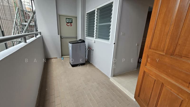 Chaidee Mansion, Bangkok, 75-7 Soi Sukhumvit 11, Khlongtoei Nua, Watthana, Bangkok, 3 Bedrooms, 270 sqm, Condo For Rent, by BANGKOK PROPERTY AGENTS, 500370742 - DDproperty.com