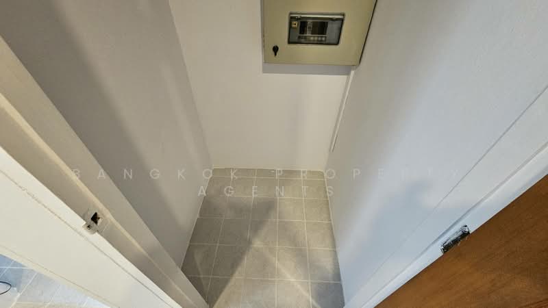 Chaidee Mansion, Bangkok, 75-7 Soi Sukhumvit 11, Khlongtoei Nua, Watthana, Bangkok, 3 Bedrooms, 270 sqm, Condo For Rent, by BANGKOK PROPERTY AGENTS, 500370742 - DDproperty.com