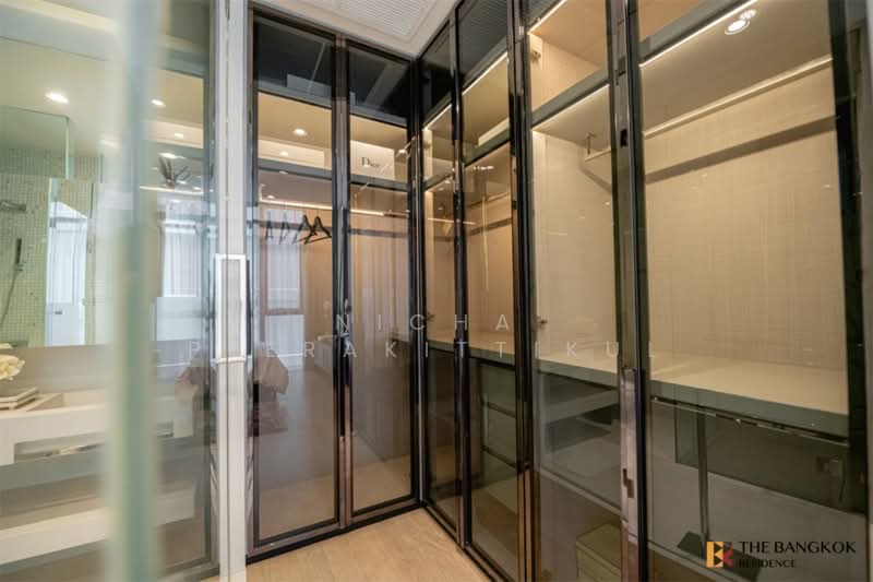 Vittorio 39, Bangkok, 8 Sukhumvit, Khlong Tan Nua, Watthana, Bangkok, 2 Bedrooms, 137 sqm, Condo For Rent, by Nicha Peerakittikul, 500370758 - DDproperty.com