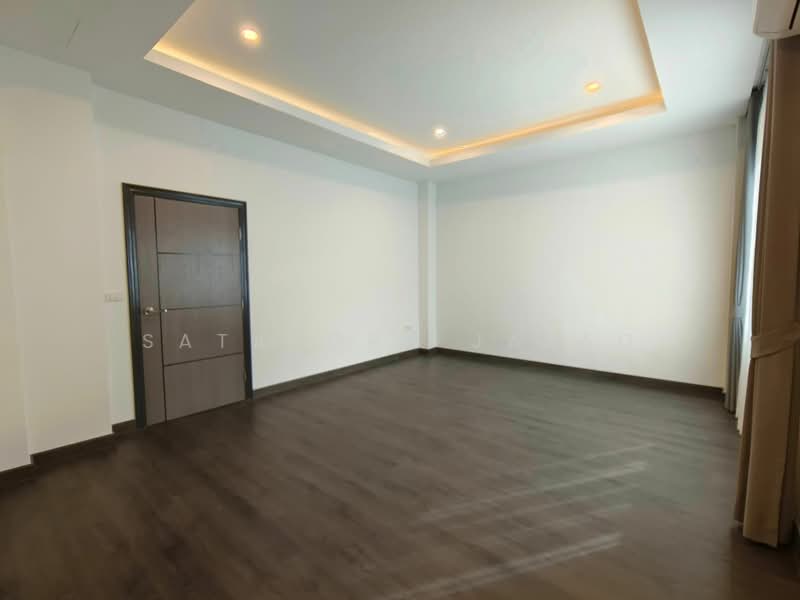 บ้าน 4-ห้องนอน, กรุงเทพ, พระโขนงเหนือ, วัฒนา, กรุงเทพ, 330 ตร.ม., บ้านเดี่ยว ให้เช่า, โดย Sataporn Jalao, 500370763 - DDproperty.com