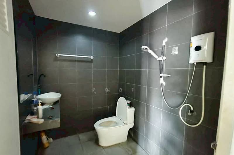 ชุมชนซอยประเสริฐสุข, Bangkok, ถนนนวมินทร์, Nawamin, Bueng Kum, Bangkok, 6 Bedrooms, 170 sqm, Single Detached House For Sale, by คุณอร, 500370779 - DDproperty.com