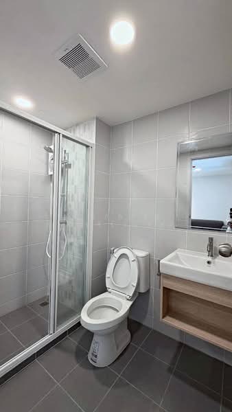 Chewathai Hallmark Ekkamai-Raminthra, Bangkok, Nuan Chan, Bueng Kum, Bangkok, 1 Bedroom, 31 sqm, Condo For Rent, by ณัฏฐ์ภัทรธร กันทรจิราเจตน์, 500370786 - DDproperty.com