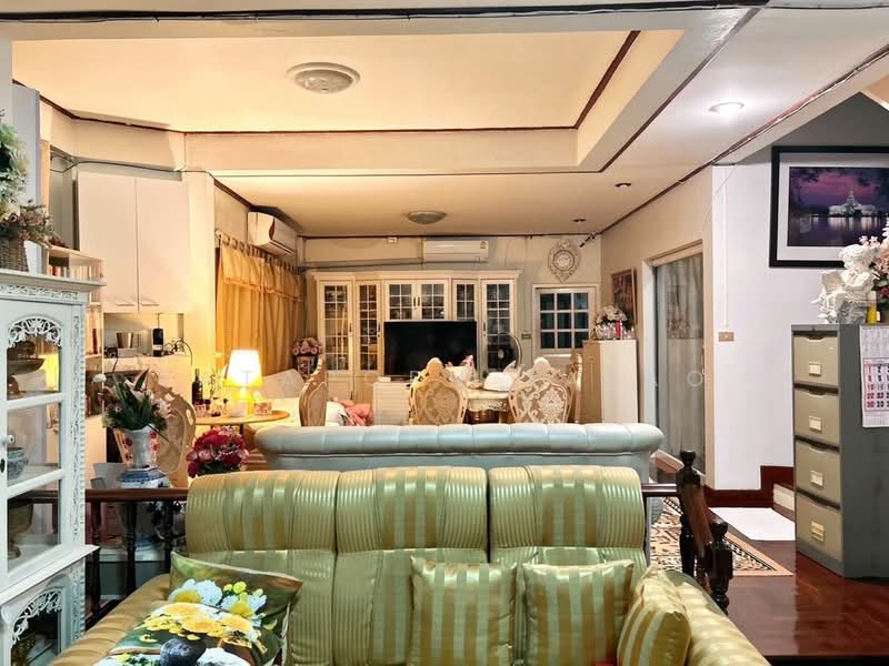 บ้าน 5-ห้องนอน, กรุงเทพ, สามเสนนอก, ห้วยขวาง, กรุงเทพ, 270 ตร.ม., บ้านเดี่ยว ขาย, โดย Sataporn Jalao, 500370795 - DDproperty.com