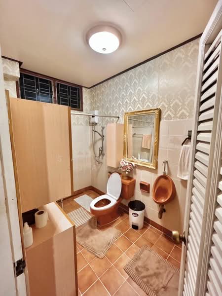 5-BR House, Bangkok, Samsen Nok, Huai Khwang, Bangkok, 5 Bedrooms, 270 sqm, Single Detached House For Sale, by Sataporn Jalao, 500370795 - DDproperty.com