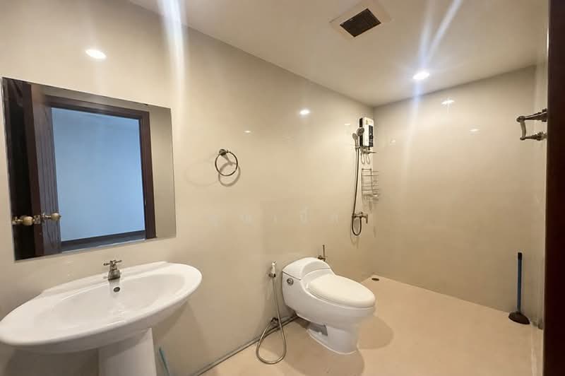 Venice Di Iris Watcharapon, Bangkok, Wacharaphol Road, Tha Rang, Bang Khen, Bangkok, , 150 sqm, Shophouse For Sale, by คุณเปิ้ล, 500370802 - DDproperty.com