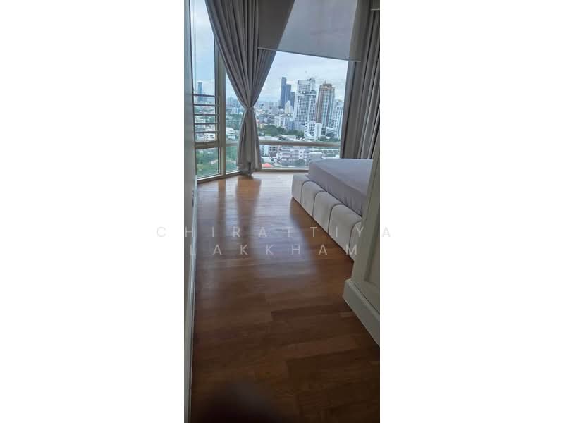 Royce Private Residences, Bangkok, 61 Soi Sukhumvit 31, Khlongtoei Nua, Watthana, Bangkok, 2 Bedrooms, 113 sqm, Condo For Rent, by Chirattiya Lakkham, 500370804 - DDproperty.com