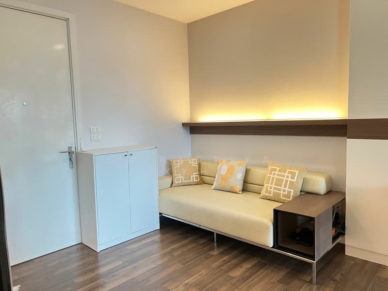 The Room Sukhumvit 62, Bangkok, 2288 Sukhumvit Road, Bang Chak, Phra Khanong, Bangkok, 1 Bedroom, 45 sqm, Condo For Rent, by Chirattiya Lakkham, 500370828 - DDproperty.com