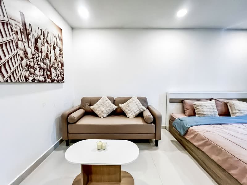 Club Royal, Chon Buri (Pattaya), 381 Soi Na Kluea 12, Na Kloe, Bang Lamung (Pattaya), Chon Buri (Pattaya), 1 Bedroom, 35 sqm, Condo For Sale, by PLC real estate, 500370834 - DDproperty.com