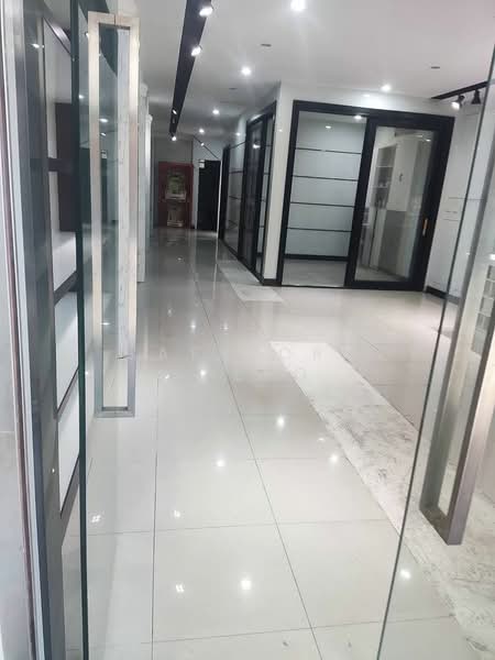 ทาวน์เฮาท์ 3-ห้องนอน, กรุงเทพ, ทุ่งวัดดอน, สาทร, กรุงเทพ, 120 ตร.ม., ทาวน์เฮ้าส์ ให้เช่า, โดย Sataporn Jalao, 500370839 - DDproperty.com