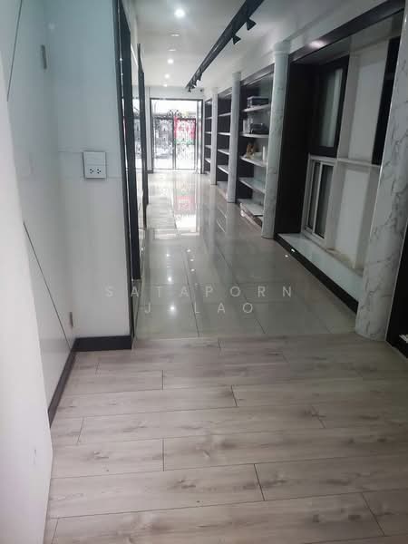 ทาวน์เฮาท์ 3-ห้องนอน, กรุงเทพ, ทุ่งวัดดอน, สาทร, กรุงเทพ, 120 ตร.ม., ทาวน์เฮ้าส์ ให้เช่า, โดย Sataporn Jalao, 500370839 - DDproperty.com