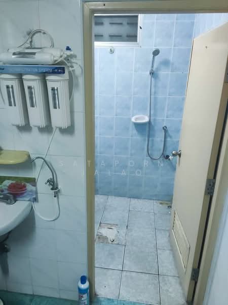 ทาวน์เฮาท์ 3-ห้องนอน, กรุงเทพ, ทุ่งวัดดอน, สาทร, กรุงเทพ, 120 ตร.ม., ทาวน์เฮ้าส์ ให้เช่า, โดย Sataporn Jalao, 500370839 - DDproperty.com