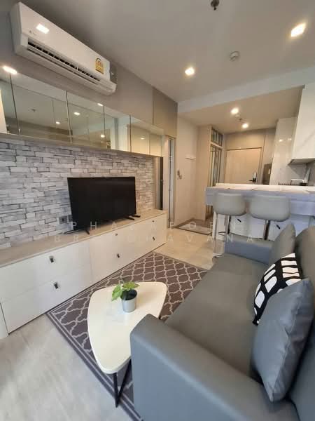 M Thonglor 10, Bangkok, 9 Soi Ekkamai 12, Ekkamai Road, Khlong Tan Nua, Watthana, Bangkok, 1 Bedroom, 35 sqm, Condo For Rent, by Phakaporn Brikshavana, 500370847 - DDproperty.com