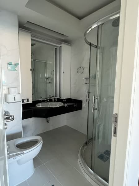 Royal Castle Sukhumvit, Bangkok, 30 Soi Sukhumvit 39, Khlongtoei Nua, Watthana, Bangkok, 3 Bedrooms, 133 sqm, Condo For Rent, by Chirattiya Lakkham, 500370851 - DDproperty.com