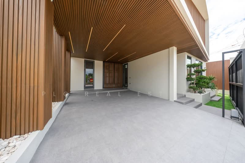 Luxury Pool Villa for Sale in Chaiyapruek Jomtien Pattaya, Chon Buri (Pattaya), Bang Lamung, Bang Lamung (Pattaya), Chon Buri (Pattaya), 5 Bedrooms, 387 sqm, Villa For Sale, by PLC real estate, 500370855 - DDproperty.com
