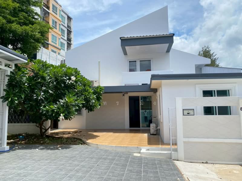 Changphueak, Chiang Mai, Chang Phuak, Muang Chiang Mai, Chiang Mai, 5 Bedrooms, 400 sqm, Single Detached House For Rent, by วุฒิภัทร มิ่งคำ, 500370867 - DDproperty.com