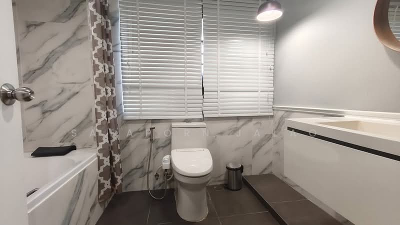 Baan Suanpetch, Bangkok, 18 Soi Sukhumvit 39, Khlong Tan Nua, Watthana, Bangkok, 3 Bedrooms, 132 sqm, Condo For Rent, by Sataporn Jalao, 500370897 - DDproperty.com
