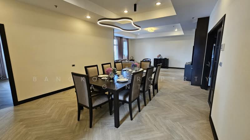 Grand Mercure Bangkok Asoke Residence, Bangkok, 50 5 Soi Sukhumvit 19, Khlong Tan Nua, Watthana, Bangkok, 3 Bedrooms, 220 sqm, Condo For Rent, by BANGKOK PROPERTY AGENTS, 500370902 - DDproperty.com