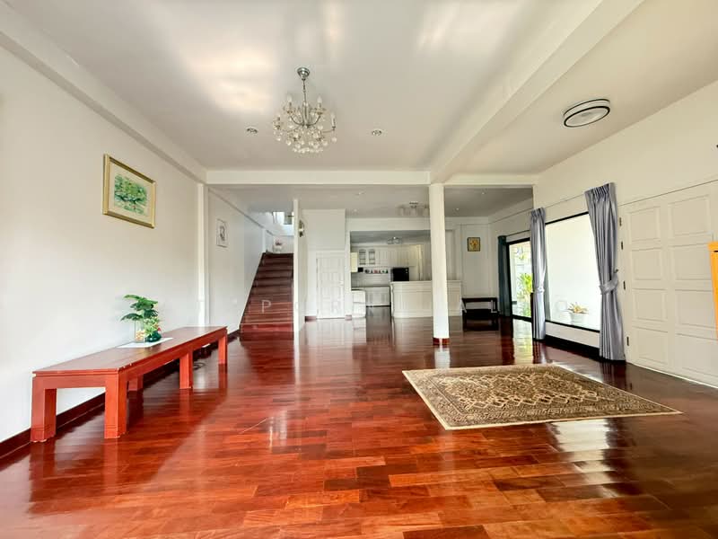 3-BR House, Bangkok, Khlong Tan Nua, Watthana, Bangkok, 3 Bedrooms, 400 sqm, Single Detached House For Rent, by Sataporn Jalao, 500370909 - DDproperty.com