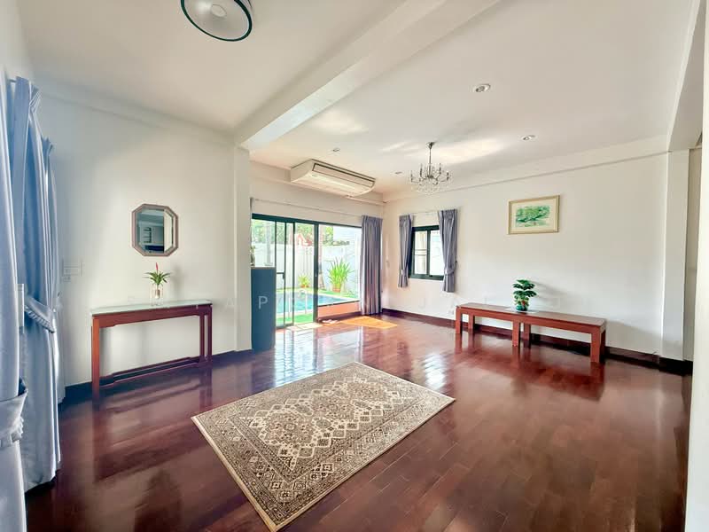 3-BR House, Bangkok, Khlong Tan Nua, Watthana, Bangkok, 3 Bedrooms, 400 sqm, Single Detached House For Rent, by Sataporn Jalao, 500370909 - DDproperty.com