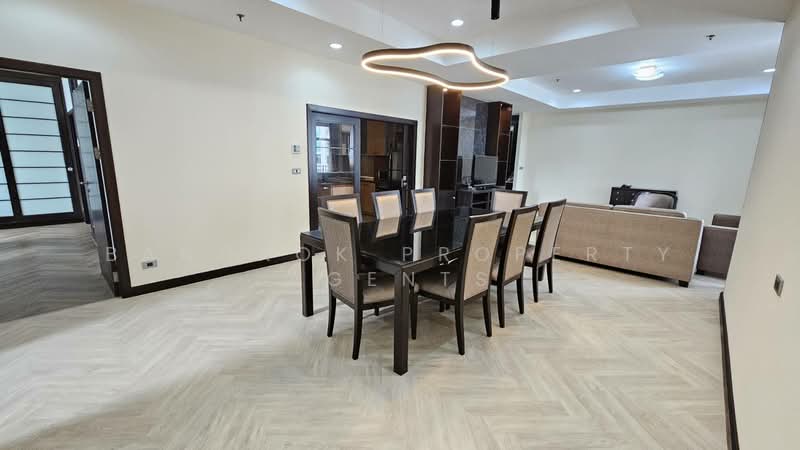 Grand Mercure Bangkok Asoke Residence, Bangkok, 50 5 Soi Sukhumvit 19, Khlong Tan Nua, Watthana, Bangkok, 3 Bedrooms, 221 sqm, Condo For Rent, by BANGKOK PROPERTY AGENTS, 500370922 - DDproperty.com