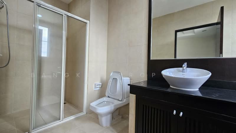Grand Mercure Bangkok Asoke Residence, Bangkok, 50 5 Soi Sukhumvit 19, Khlong Tan Nua, Watthana, Bangkok, 3 Bedrooms, 221 sqm, Condo For Rent, by BANGKOK PROPERTY AGENTS, 500370922 - DDproperty.com