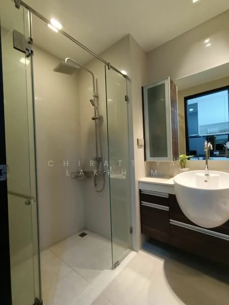 Sky Walk Residences, Bangkok, 1599 Sukhumvit Road, Phra Kanong Nua, Watthana, Bangkok, 1 Bedroom, 37 sqm, Condo For Rent, by Chirattiya Lakkham, 500370924 - DDproperty.com