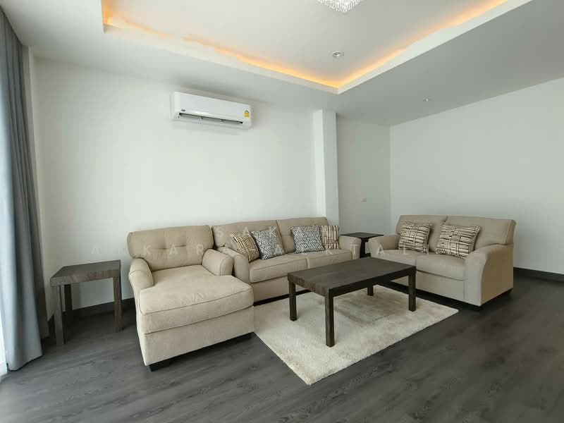 3-Storey Detached House in Sukhumvit 65, Bangkok, Phra Kanong Nua, Watthana, Bangkok, 4 Bedrooms, 330 sqm, Single Detached House For Rent, by Sakan Akkara-aektalin, 500370935 - DDproperty.com
