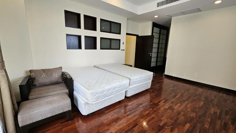 Grand Mercure Bangkok Asoke Residence, Bangkok, 50 5 Soi Sukhumvit 19, Khlong Tan Nua, Watthana, Bangkok, 3 Bedrooms, 220 sqm, Condo For Rent, by BANGKOK PROPERTY AGENTS, 500370939 - DDproperty.com