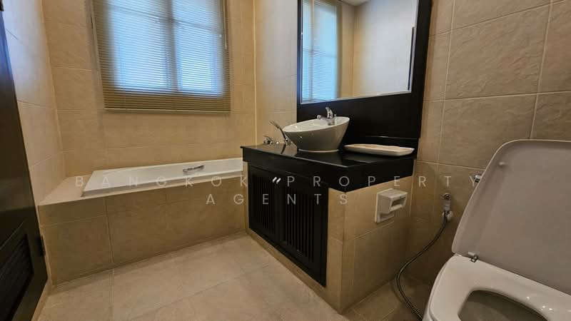 Grand Mercure Bangkok Asoke Residence : แกรนด์ เมอร์เคียว อโศก เรสซิเดนซ์, กรุงเทพ, 50 5 ซอย สุขุมวิท 19, คลองตันเหนือ, วัฒนา, กรุงเทพ, 220 ตร.ม., คอนโด ให้เช่า, โดย BANGKOK PROPERTY AGENTS, 500370939 - DDproperty.com