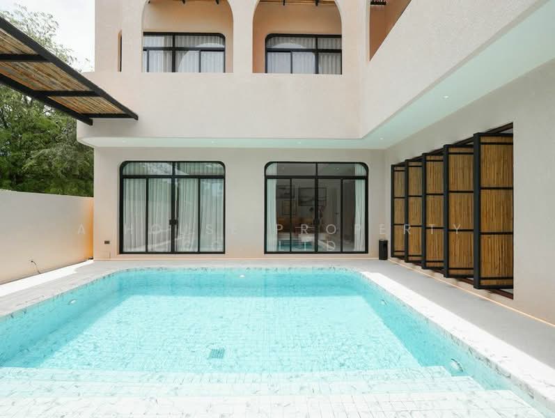 Luxury new pool villa for rent near G Condo Sriracha., Chon Buri (Pattaya), Surasak, Si Racha, Chon Buri (Pattaya), 4 Bedrooms, 340 sqm, Villa For Rent, by A House Property Co.,Ltd., 500370943 - DDproperty.com