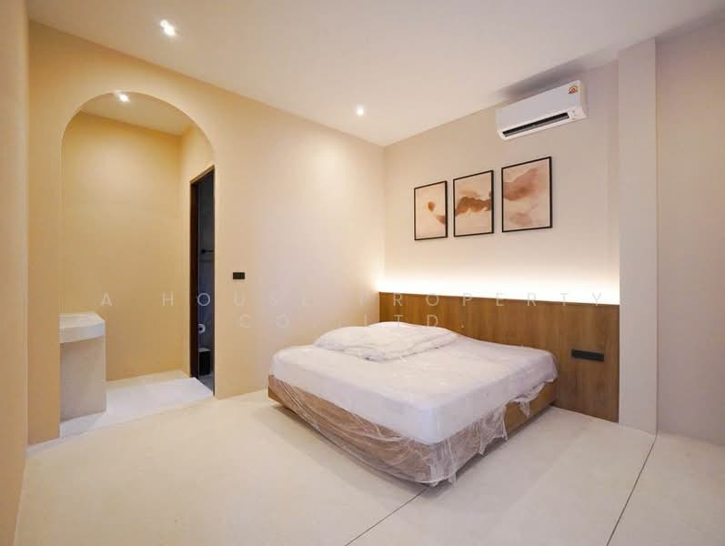 ให้เช่าพลูวิลล่าหรู สร้างใหม่ ใกล้G Condo ศรีราชา, ชลบุรี, สุรศักดิ์, ศรีราชา, ชลบุรี, 340 ตร.ม., วิลล่า ให้เช่า, โดย A House Property Co.,Ltd., 500370943 - DDproperty.com