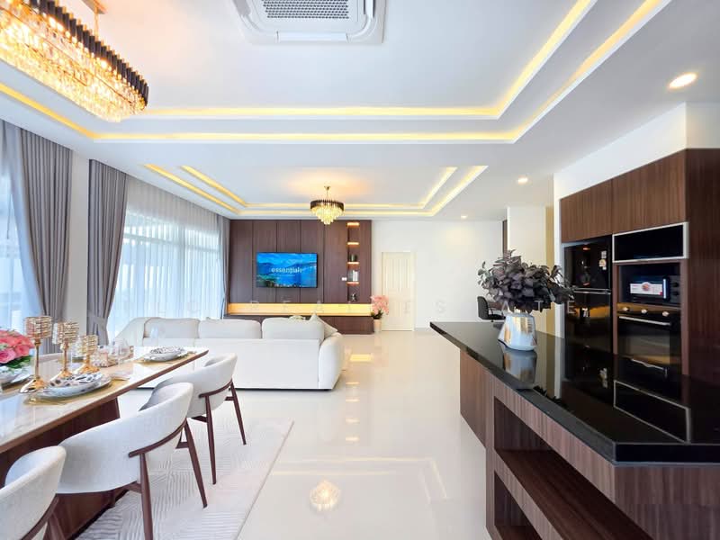 Luxury 3-Bedroom Pool Villa for Sale Huay Yai, Chon Buri (Pattaya), Huai Yai, Bang Lamung (Pattaya), Chon Buri (Pattaya), 3 Bedrooms, 200 sqm, Villa For Sale, by PLC real estate, 500371019 - DDproperty.com