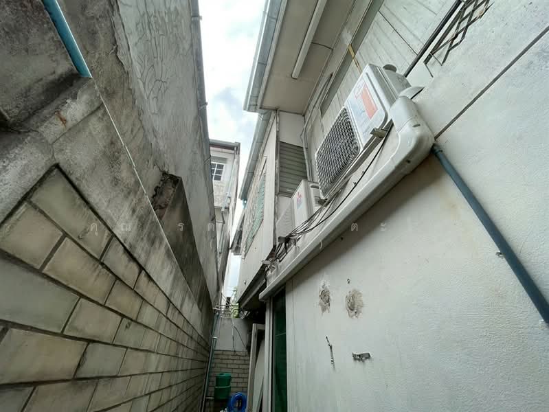 ที่ดิน + บ้านเดี่ยว 45 ตร.ว. ซอยพหลโยธิน2 แยก5 ถนนพหลโยธิน, กรุงเทพ, ถนนพหลโยธิน, สามเสนใน, พญาไท, กรุงเทพ, 180 ตร.ม., ที่ดิน ขาย, โดย คุณ รตนพร ตะโส (มาย), 500371022 - DDproperty.com